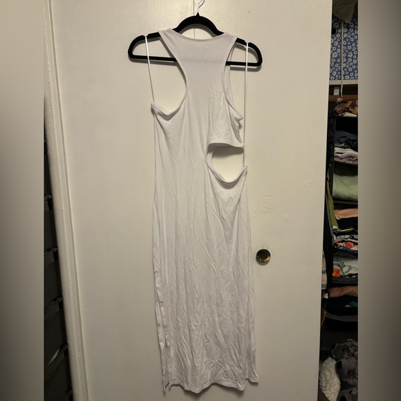 Abercrombie and Fitch Cutout Maxi Dress - Picture 2 of 3